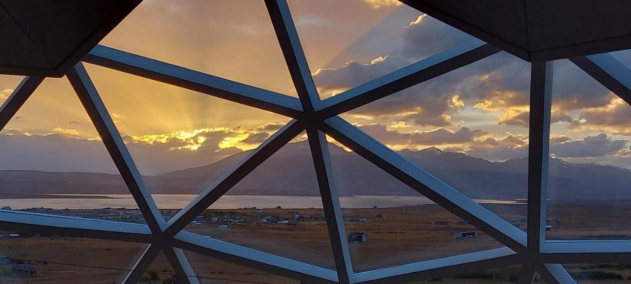Dome With Stunning Glacier & Mountain Views 푸에르토나탈레스 외부 사진